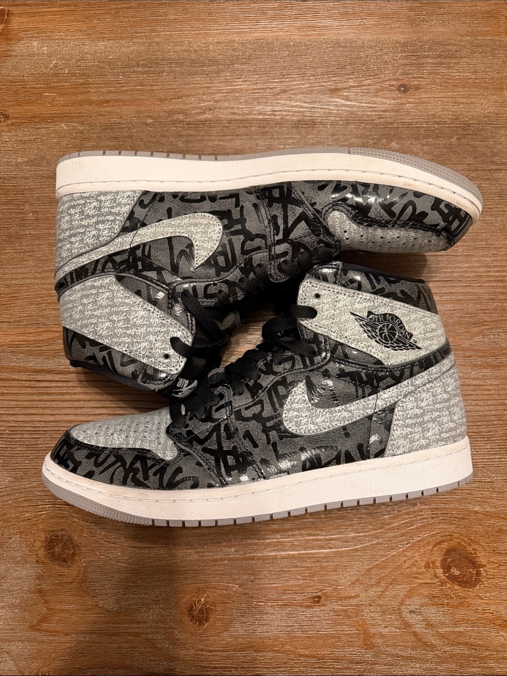 Nike Air Jordan 1 High OG Rebellionaire 2022 men’s US 11